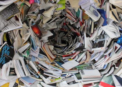 “Tienilo acceso. Posta, commenta, condividi, senza spegnere il cervello”