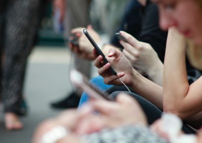 “Fenomenologia dei social network. Presenza, relazioni e consumi mediali degli italiani online”